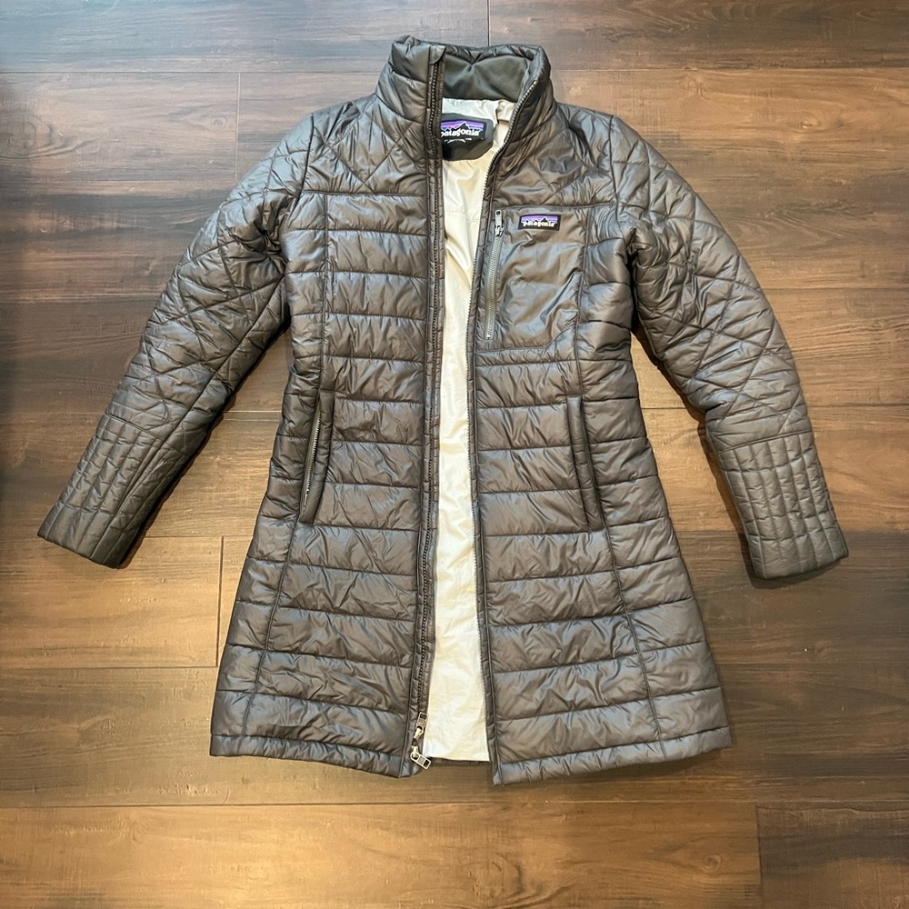 Patagonia jacket size xs